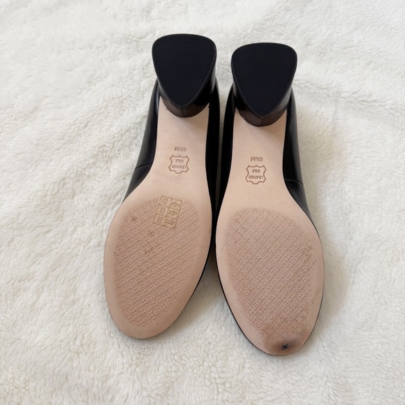 Tory Burch Elizabeth Logo Black Leather Pumps Shoes Round Toe Block Heel 6.5M - Picture 8 of 9